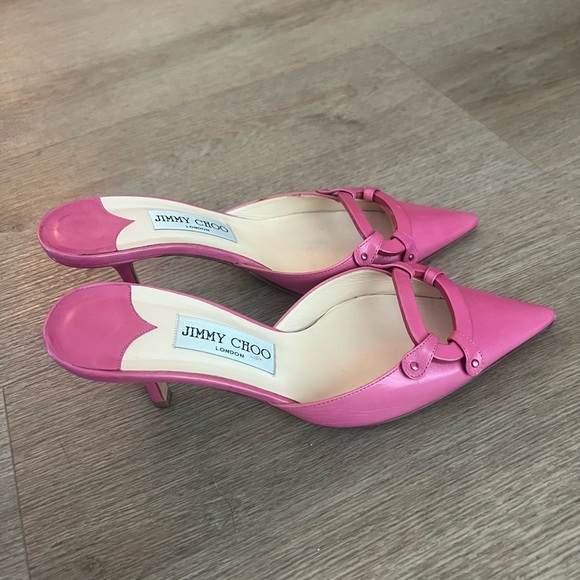 Jimmy Choo Fuchsia Pointed Heels - Picture 3 of 5